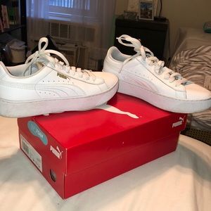 Puma Vikky Platform Sneakers